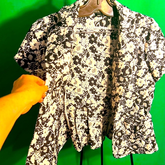 M women Blazer George Lapel Collar Two Front Pockets Buttoned Down Short Sleeve - Picture 14 of 14